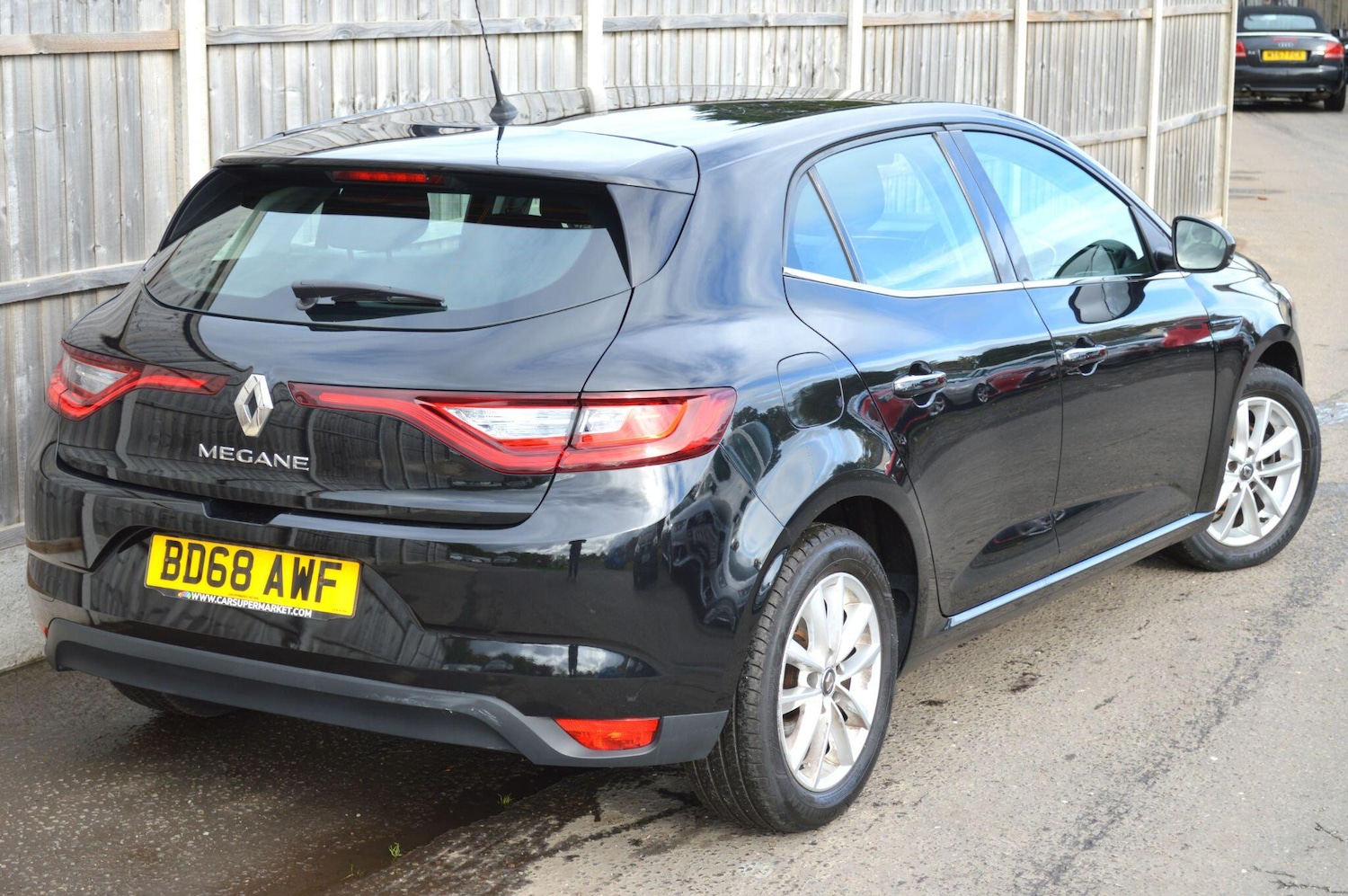 Used Renault Megane 2018 for sale - 76348721: Photo 11