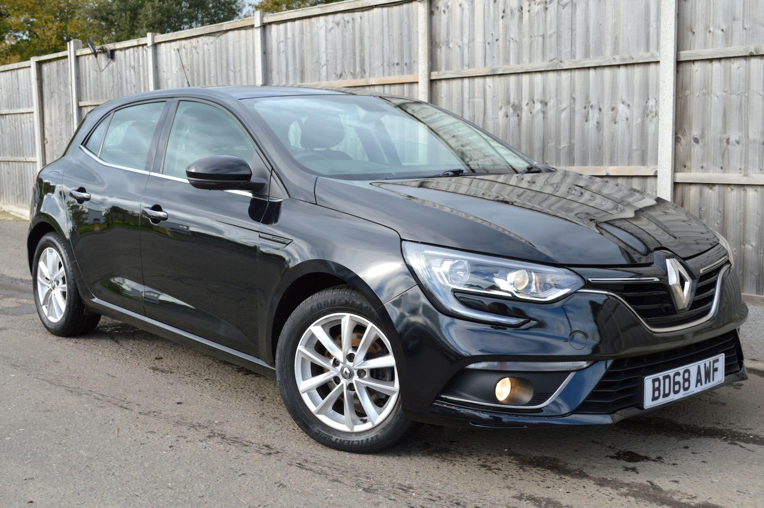 Used Renault Megane 2018 for sale - 76348721: Photo 15