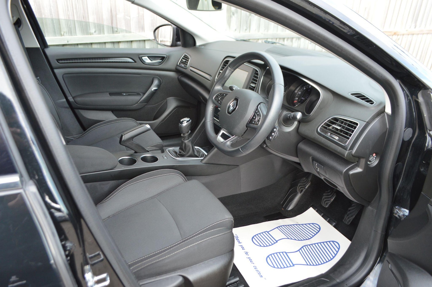 Used Renault Megane 2018 for sale - 76348721: Photo 17