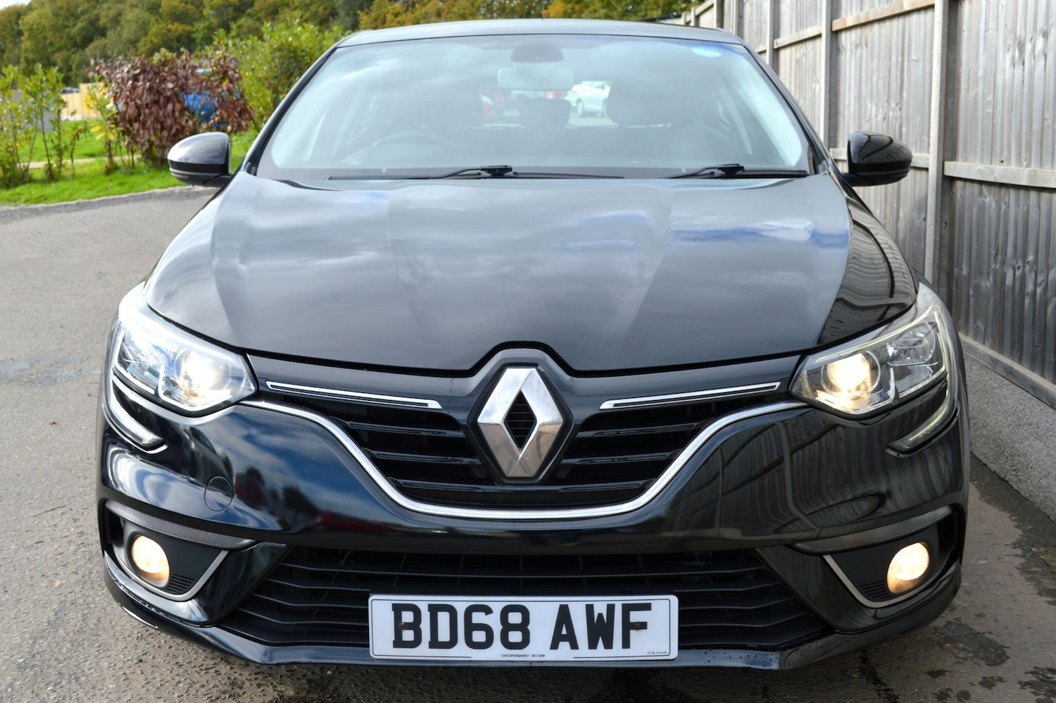 Used Renault Megane 2018 for sale - 76348721: Photo 4