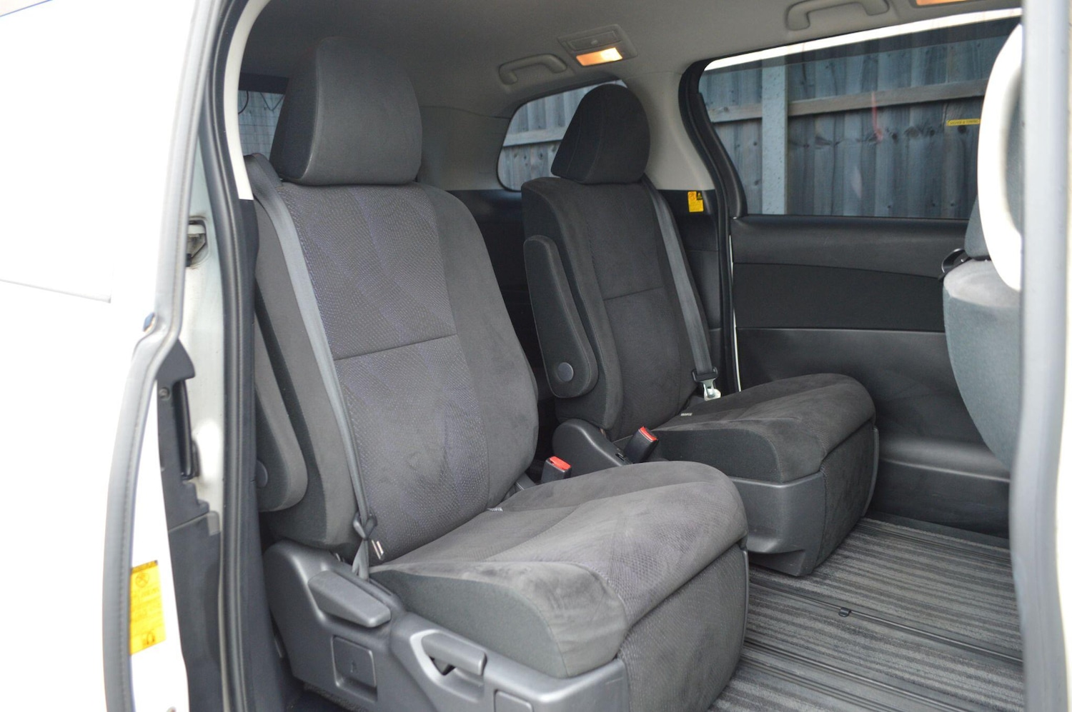 Used Toyota Estima for sale - 77633927: Photo 12