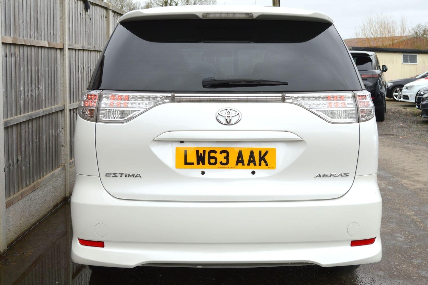 Used Toyota Estima for sale - 77633927: Photo 14