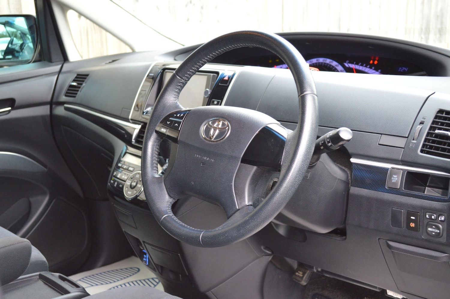 Used Toyota Estima for sale - 77633927: Photo 20