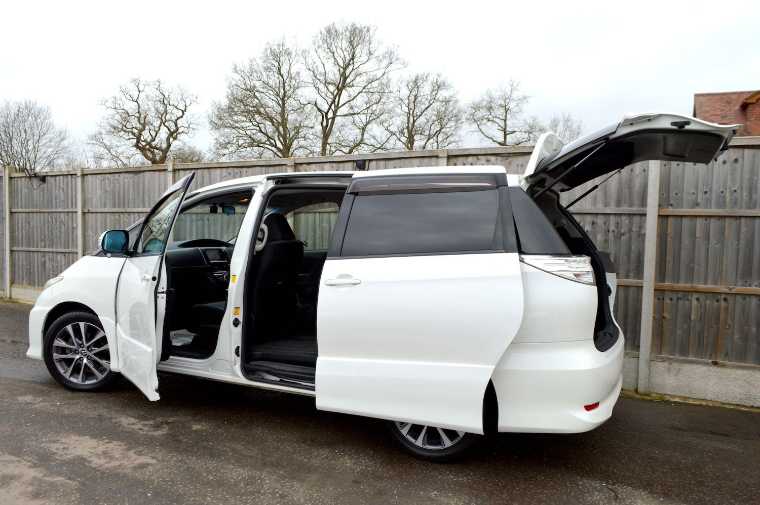 Used Toyota Estima for sale - 77633927: Photo 25