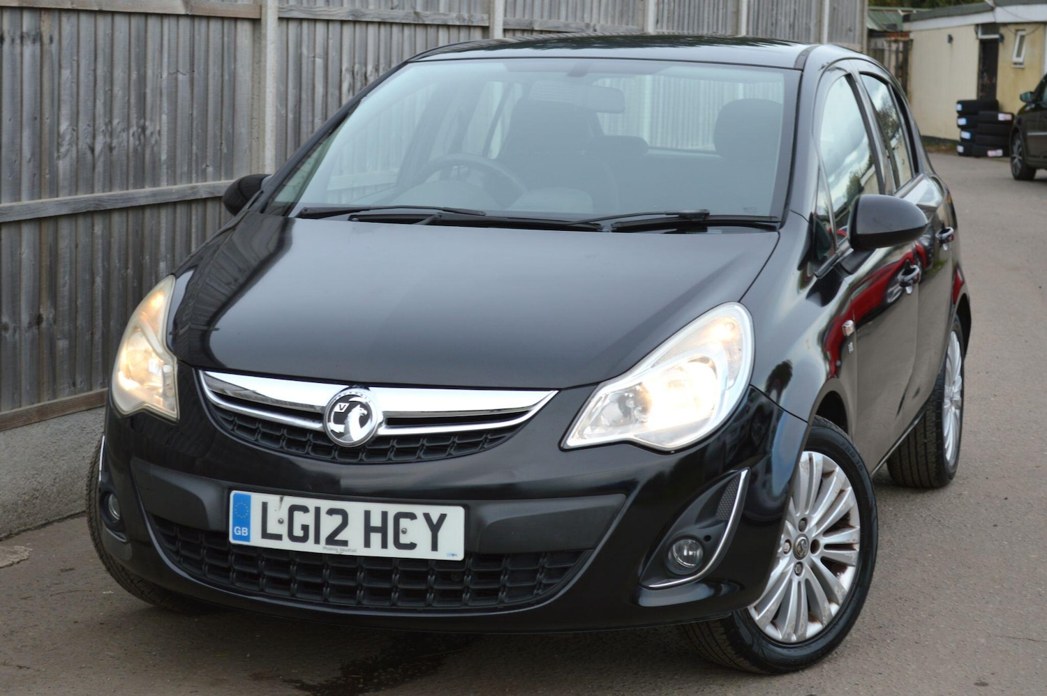 Used Vauxhall Corsa 2012 for sale - 76349401: Photo 24