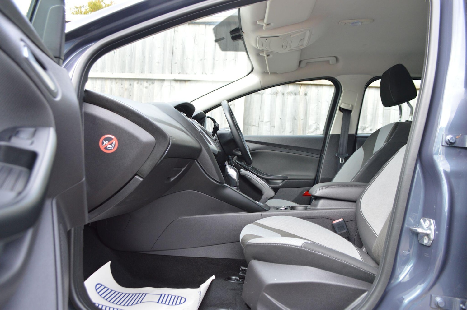 Used Ford Focus 2011 for sale - 76388890: Photo 19