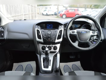 Used Ford Focus 2011 for sale - 76388890: Photo