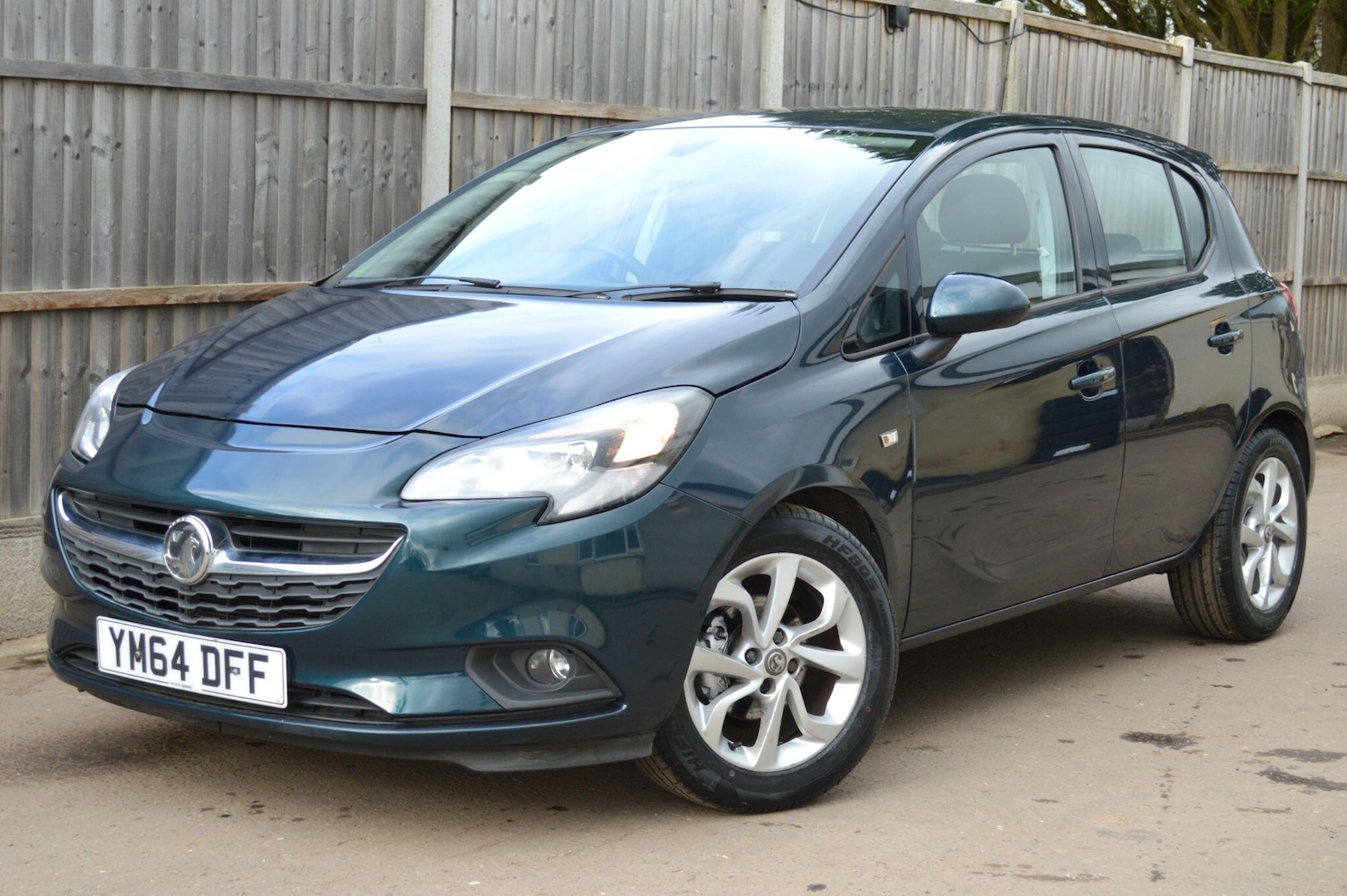Used Vauxhall Corsa 2015 for sale - 76964334: Photo 3