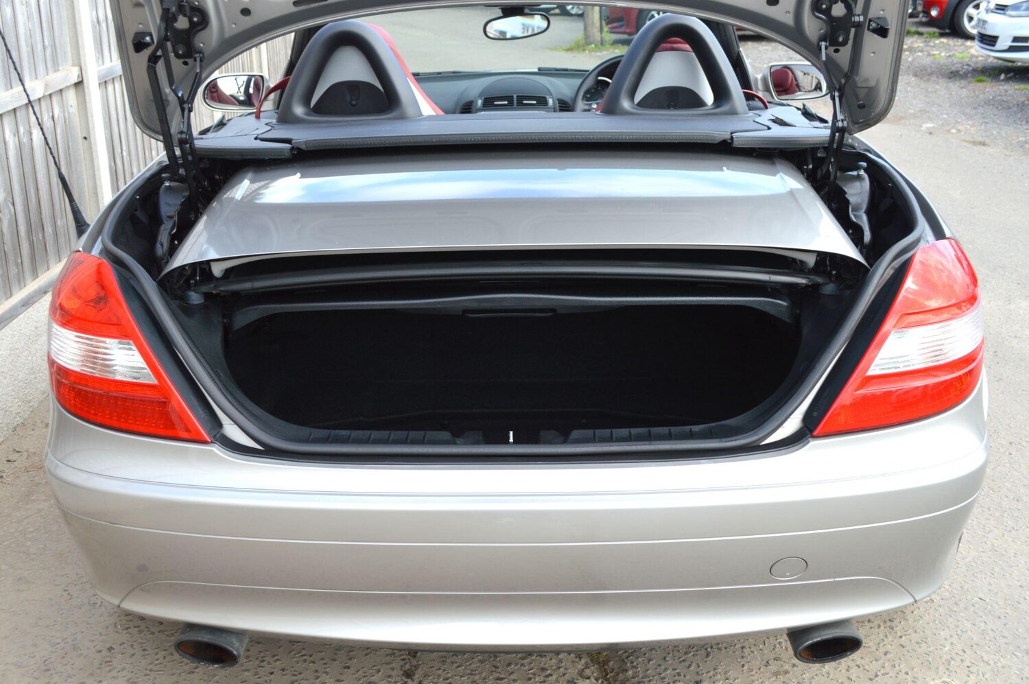 Used Mercedes-Benz SLK 2005 for sale - 76085243: Photo 11