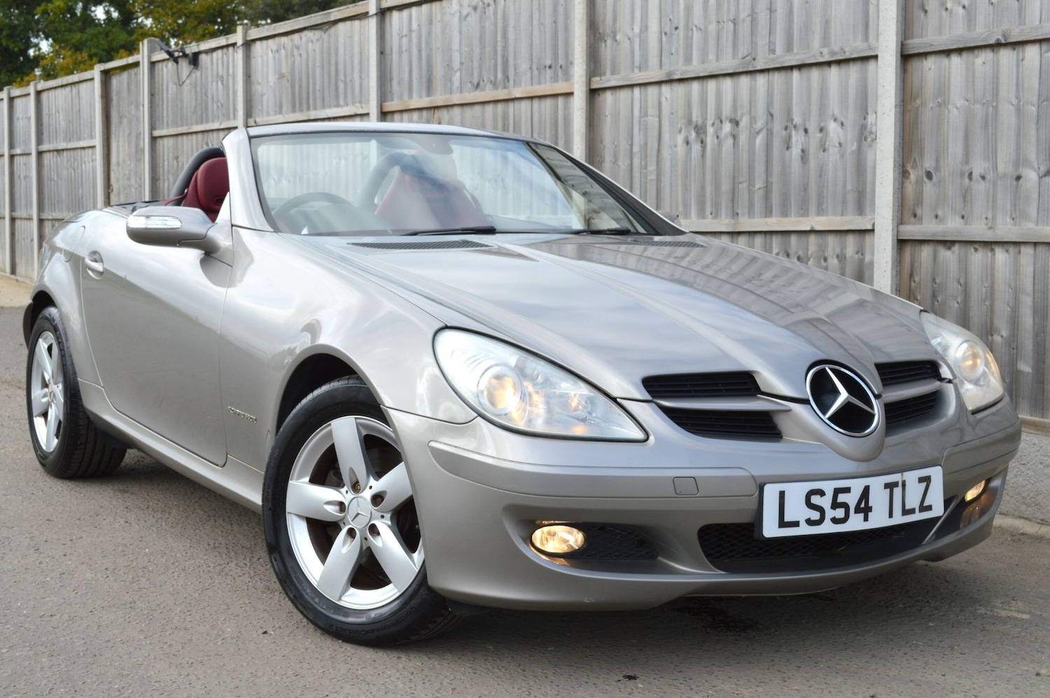 Used Mercedes-Benz SLK 2005 for sale - 76085243: Photo 3