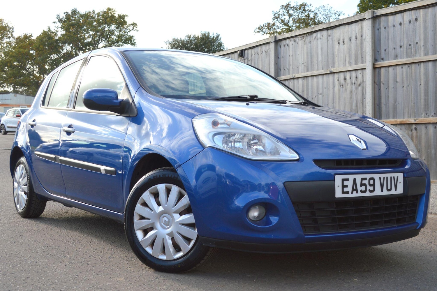 Used Renault Clio 2009 for sale - 76993027: Photo 23
