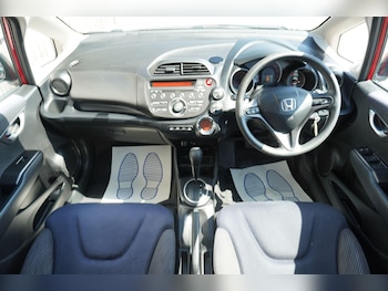 Used Honda Jazz 2011 for sale - 79396602: Photo