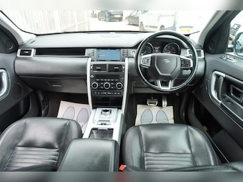 Used Land Rover Discovery Sport 2016 for sale - 78772132: Photo