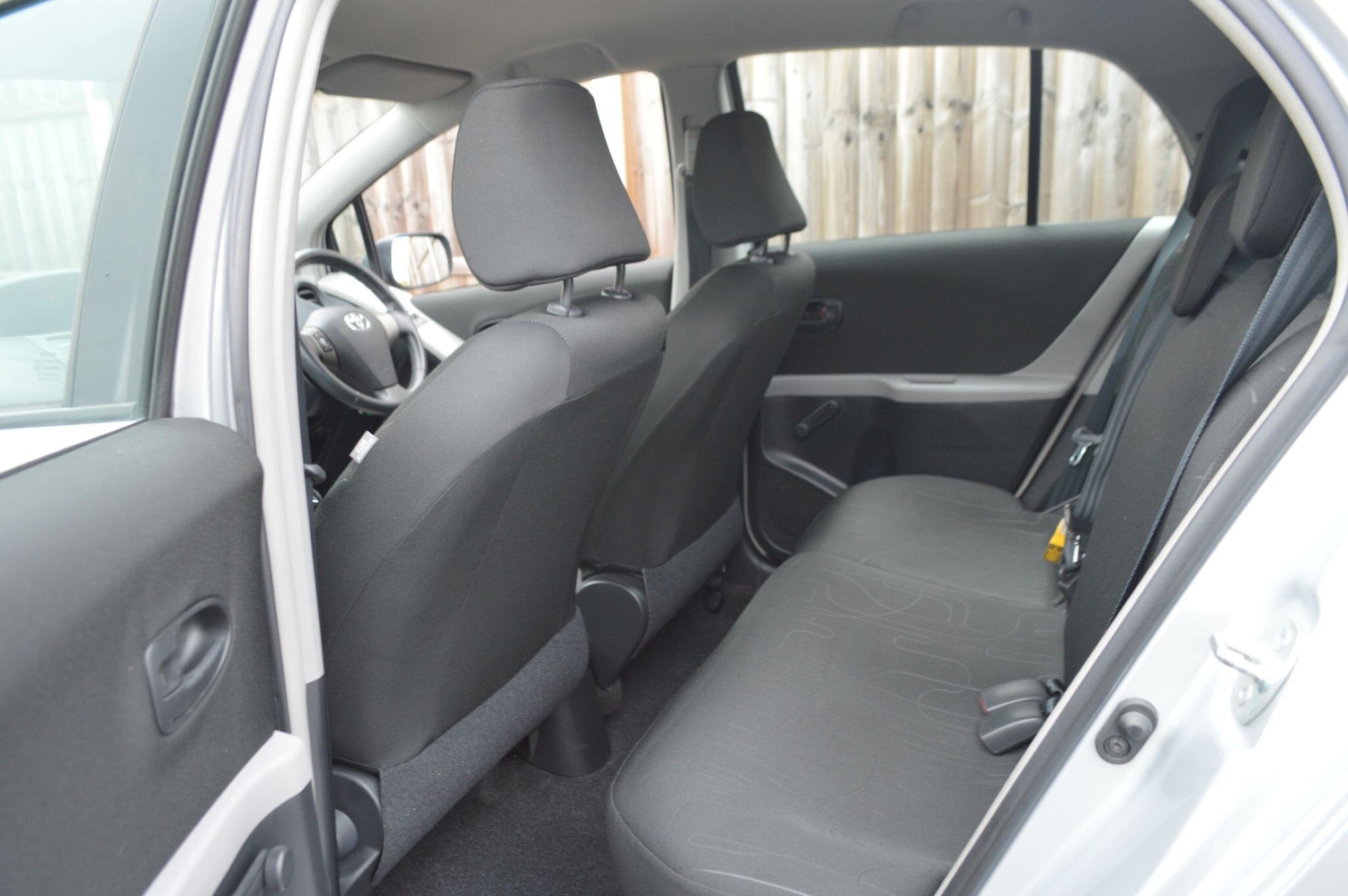 Used Toyota Yaris 2009 for sale - 76549397: Photo 20