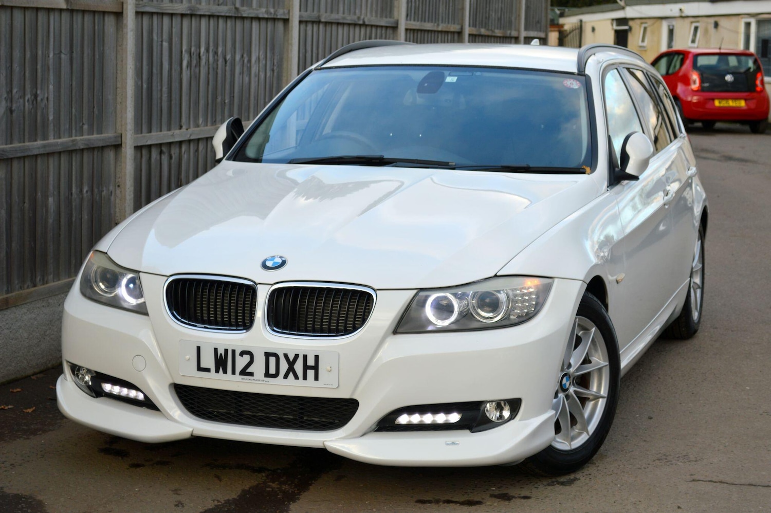 Used BMW 3 Series for sale - 76700669: Photo 1