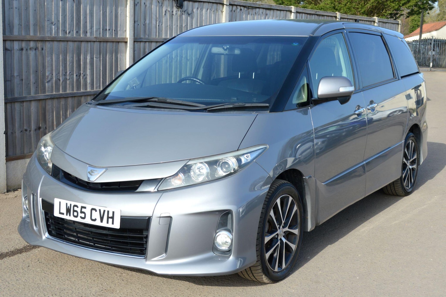 Used Toyota Estima for sale - 77784353: Photo 15