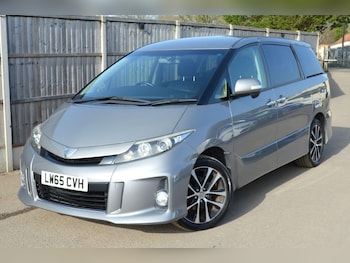 Used Toyota Estima 2016 for sale - 77784353: Photo