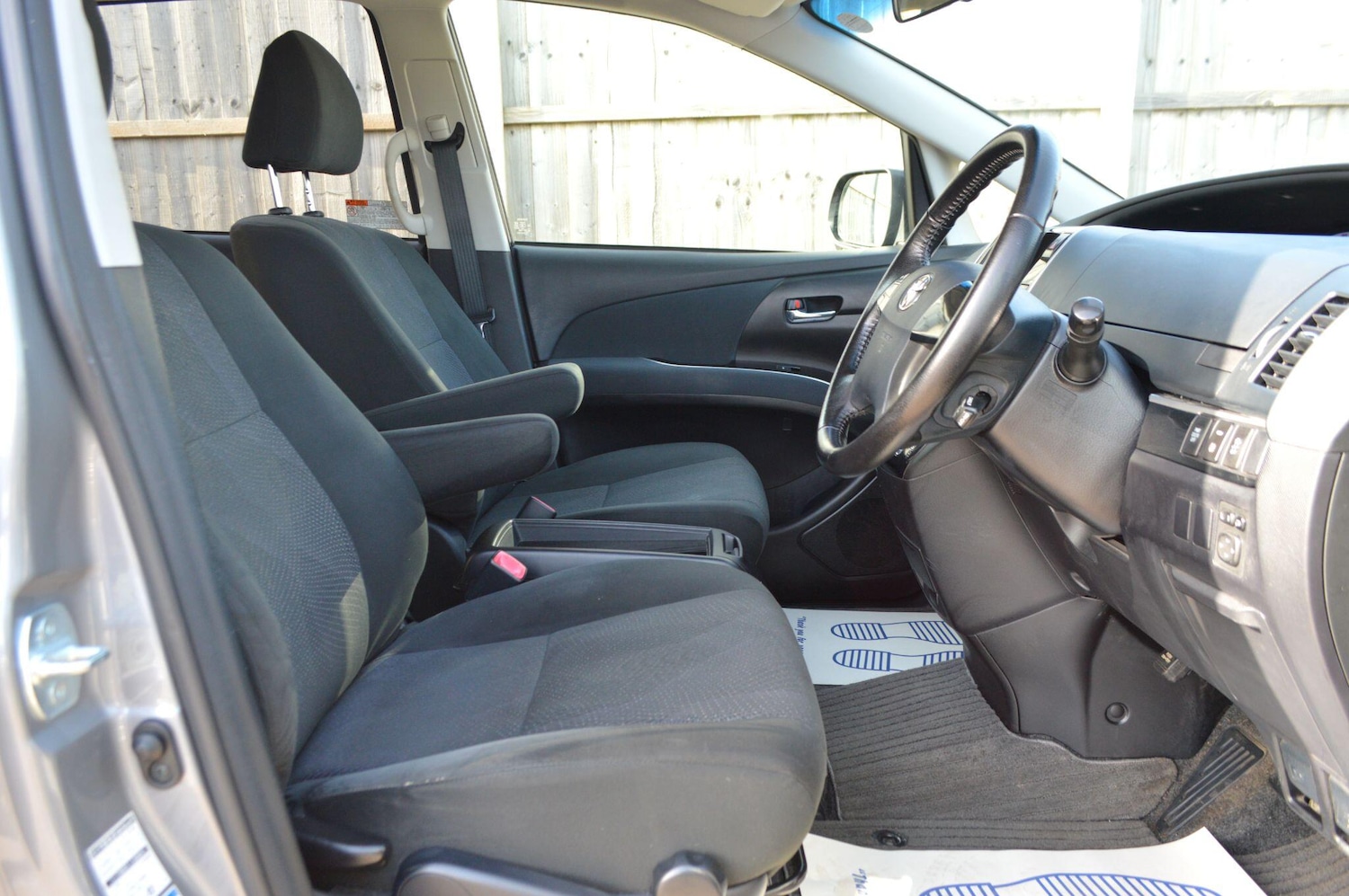 Used Toyota Estima for sale - 77784353: Photo 26