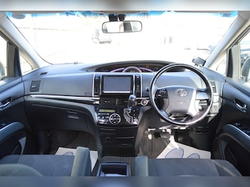 Used Toyota Estima 2016 for sale - 77784353: Photo