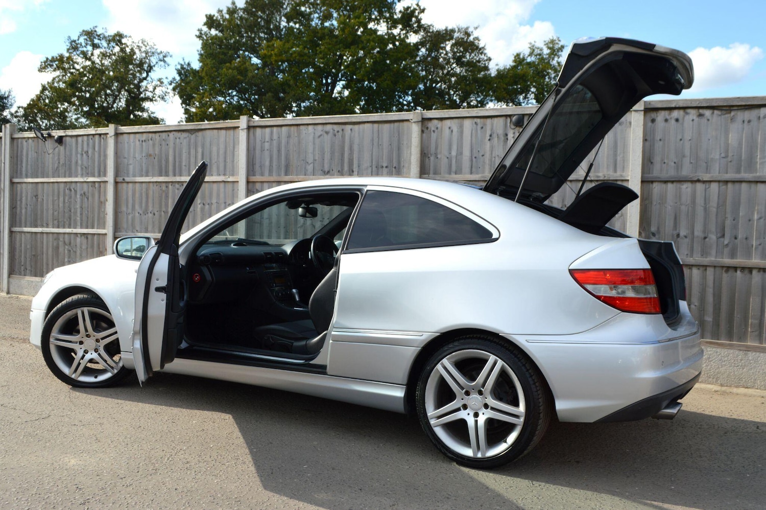Used Mercedes-Benz CLC 2009 for sale - 76094288: Photo 15