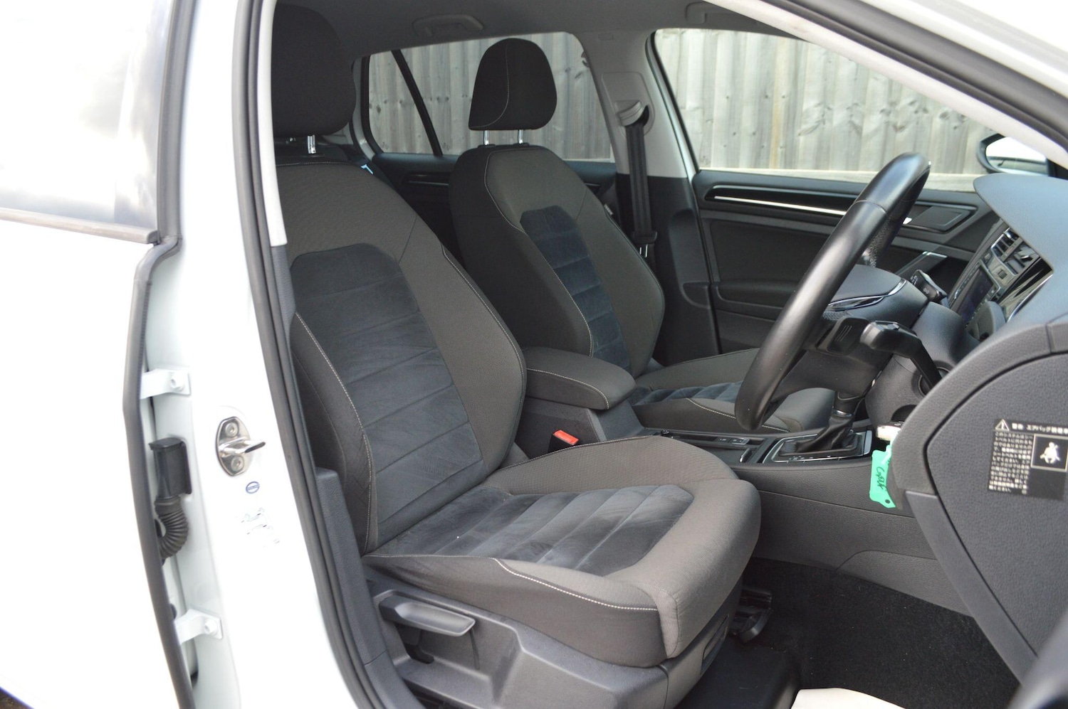 Used Volkswagen Golf 2024 for sale - 77330388: Photo 17