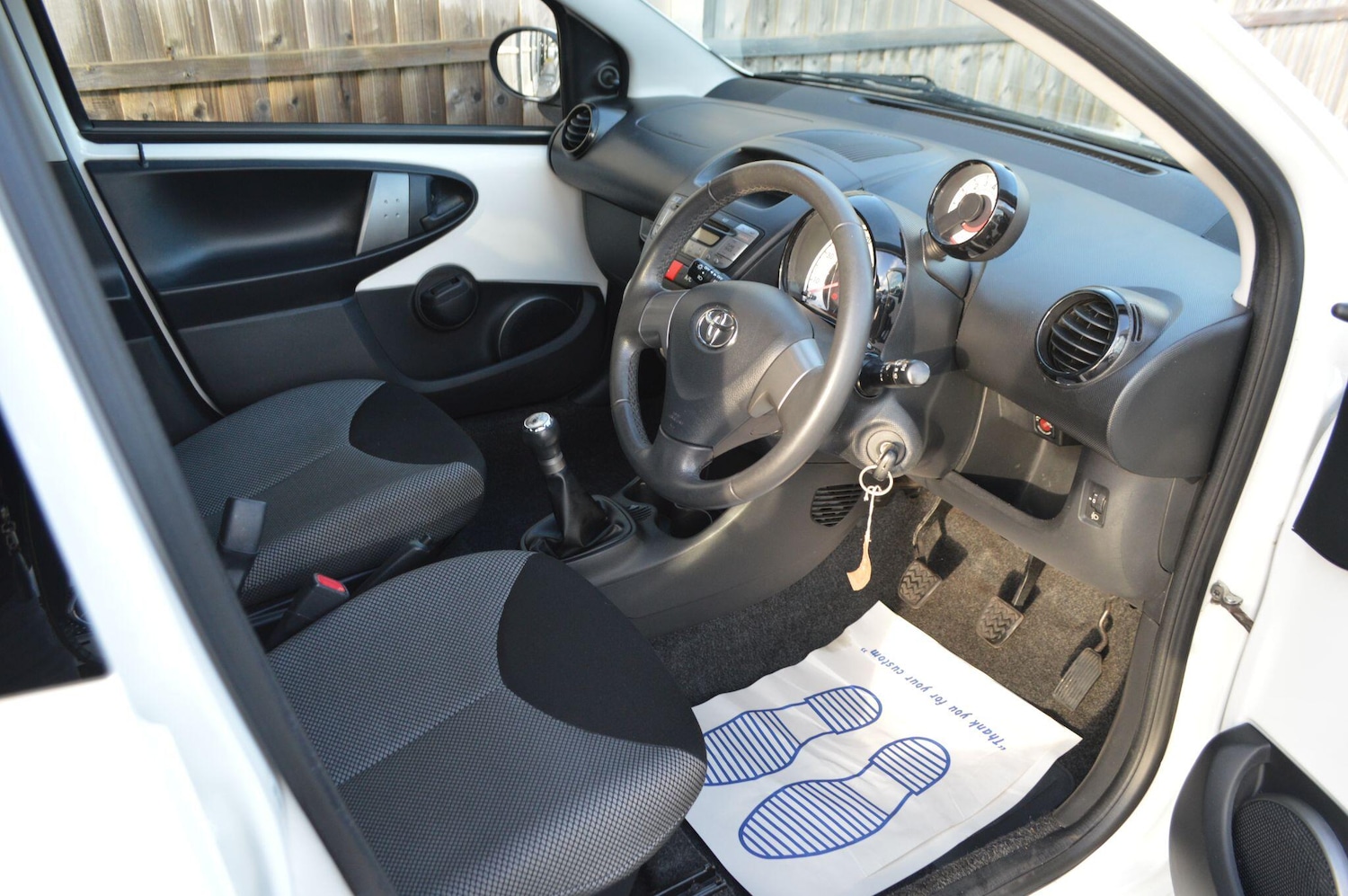 Used Toyota AYGO 2014 for sale - 76801881: Photo 16