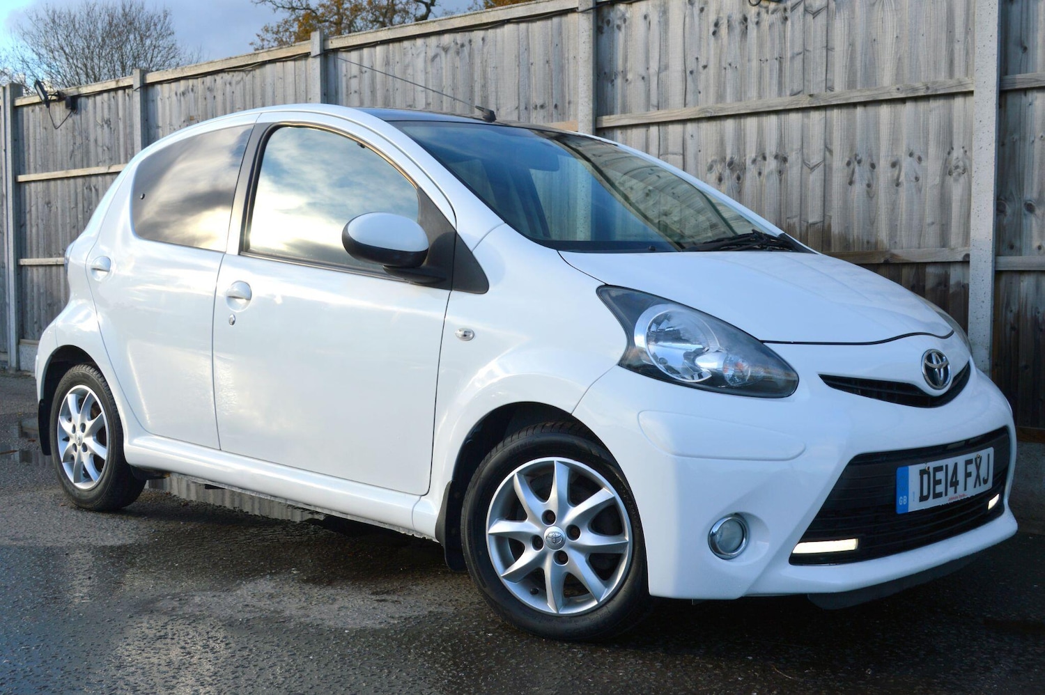 Used Toyota AYGO 2014 for sale - 76801881: Photo 19