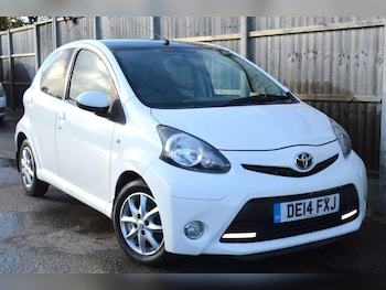 Used Toyota AYGO 2014 for sale - 76801881: Photo