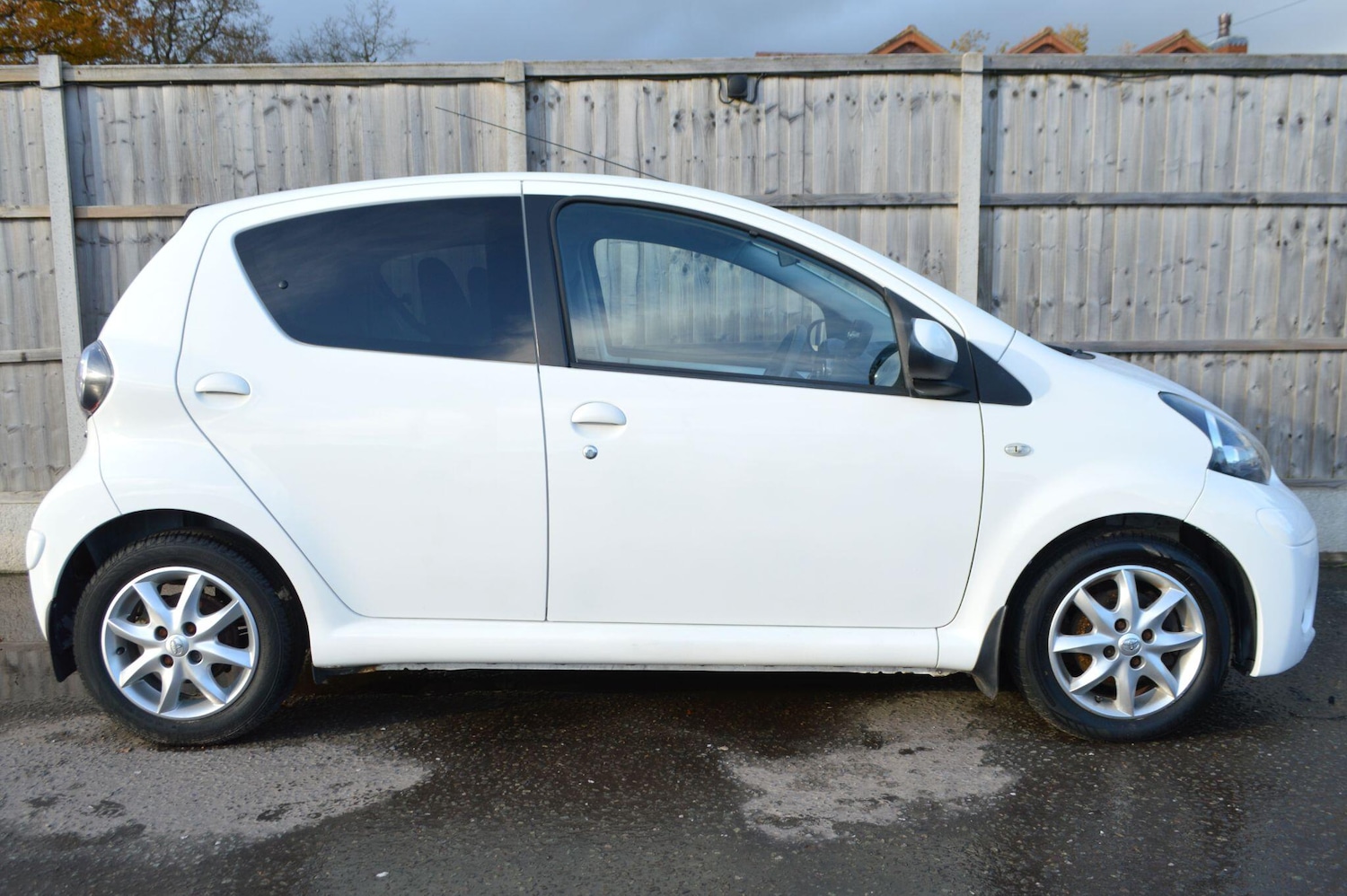 Used Toyota AYGO 2014 for sale - 76801881: Photo 23