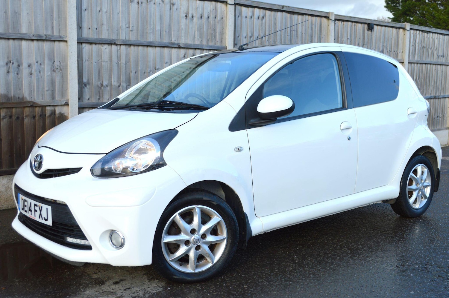 Used Toyota AYGO 2014 for sale - 76801881: Photo 25
