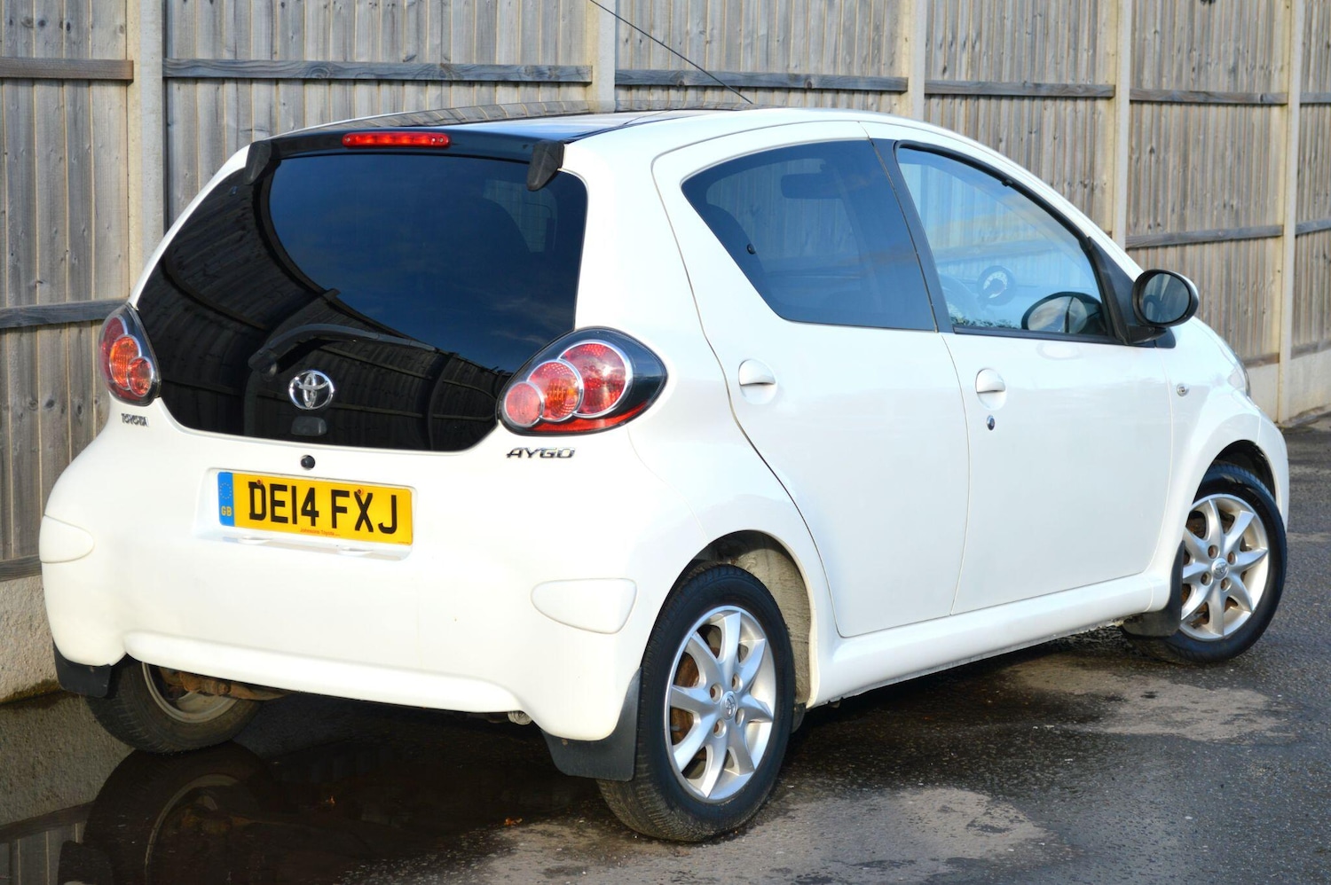 Used Toyota AYGO 2014 for sale - 76801881: Photo 8