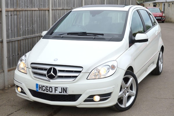 Used Mercedes-Benz B Class 2010 for sale - 76284304: Photo 1