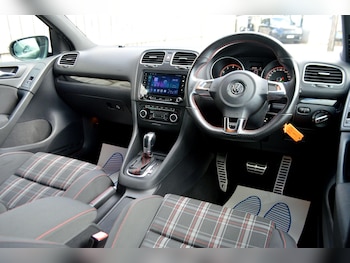 Used Volkswagen Golf 2011 for sale - 78573055: Photo