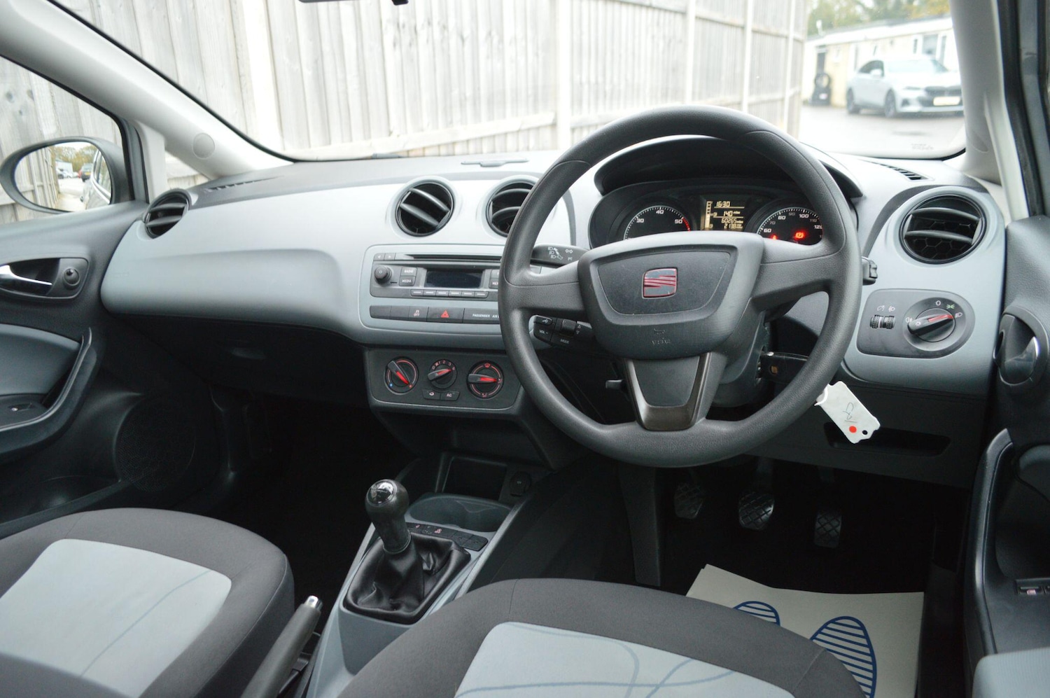 Used SEAT Ibiza 2013 for sale - 76727839: Photo 2