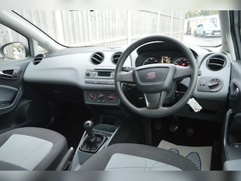 Used SEAT Ibiza 2013 for sale - 76727839: Photo
