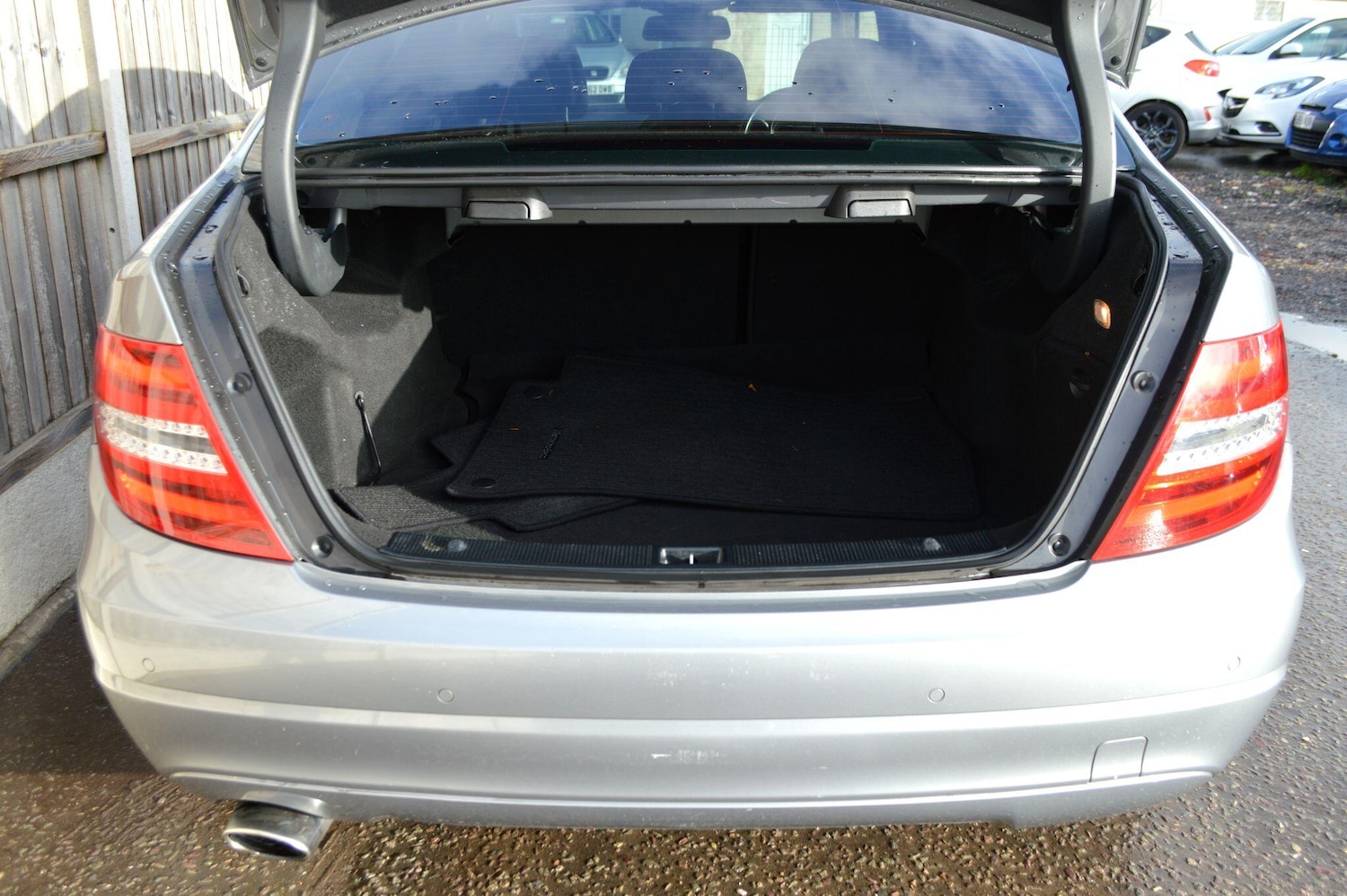 Used Mercedes-Benz C Class 2014 for sale - 76850400: Photo 12