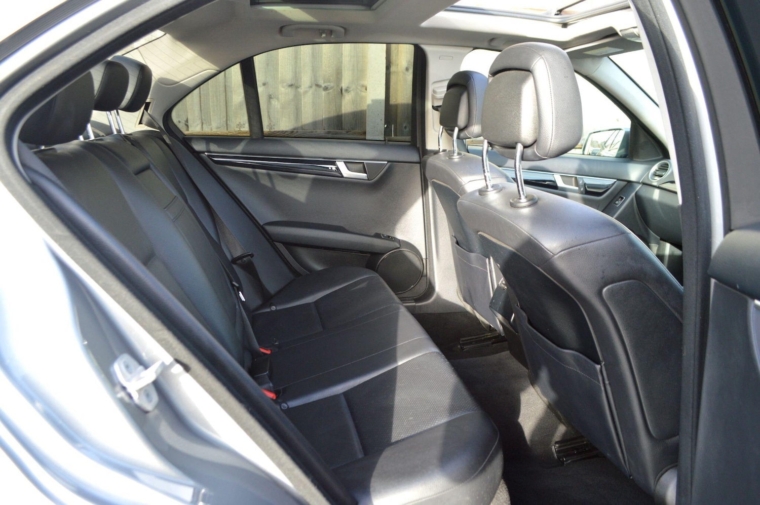 Used Mercedes-Benz C Class 2014 for sale - 76850400: Photo 18