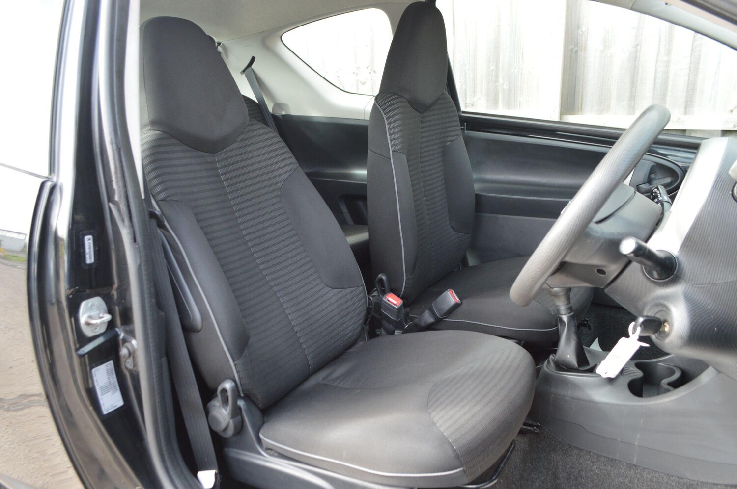 Used Peugeot 107 for sale - 77909775: Photo 15