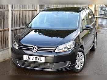 Used Volkswagen Touran 2012 for sale - 76633228: Photo