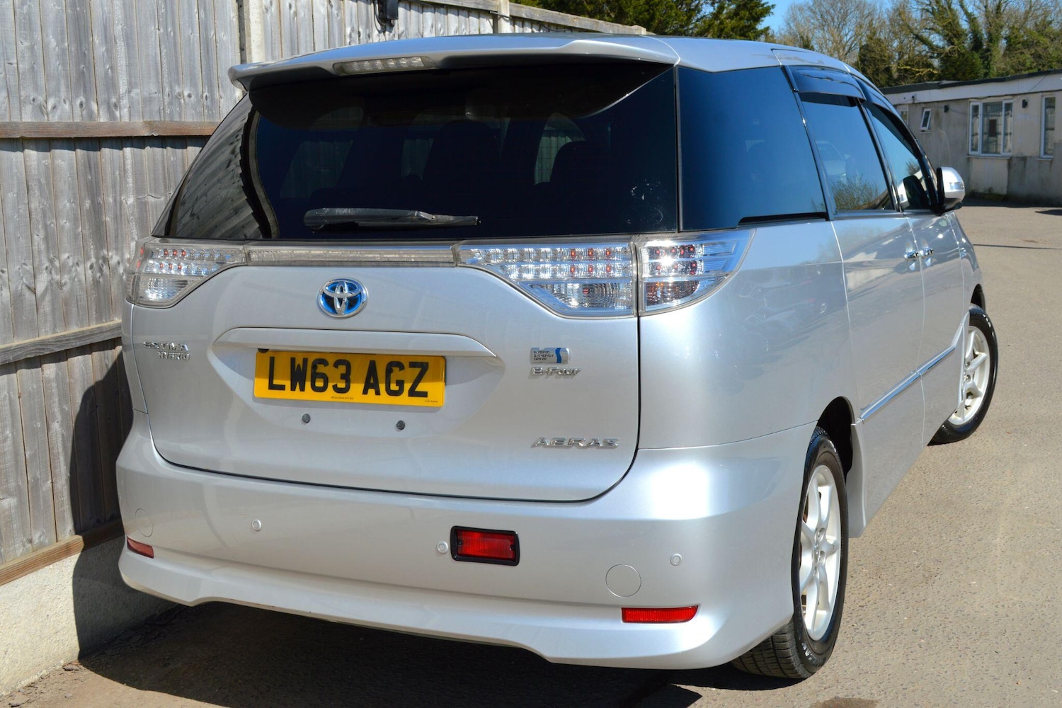 Used Toyota Estima for sale - 78184183: Photo 24