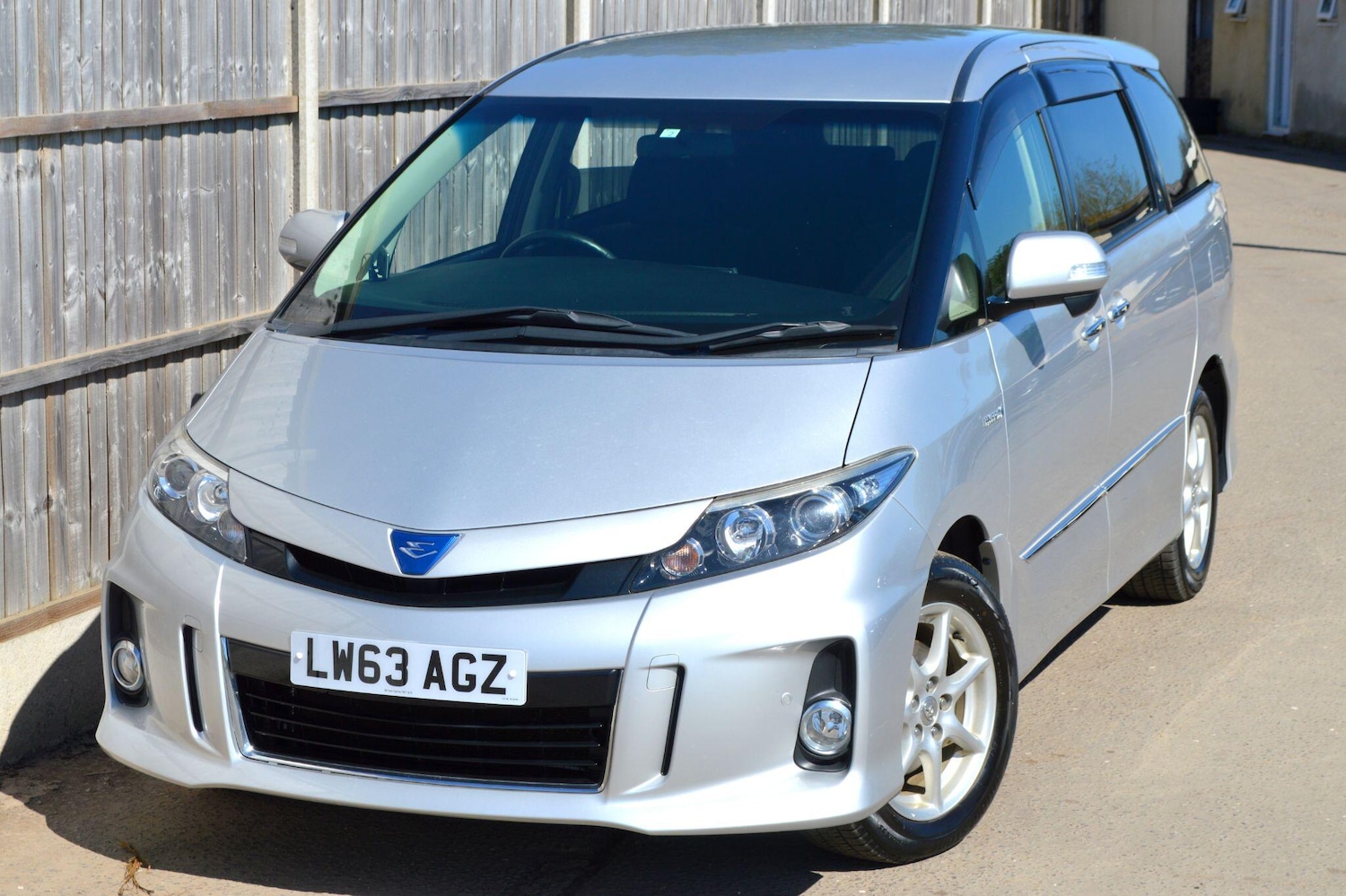 Used Toyota Estima for sale - 78184183: Photo 3