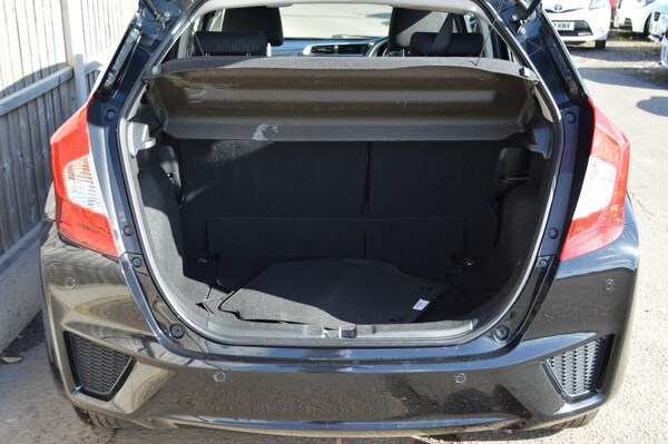 Used Honda Jazz 2016 for sale - 76189769: Photo 11
