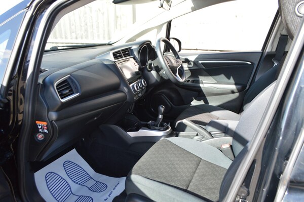 Used Honda Jazz 2016 for sale - 76189769: Photo 18