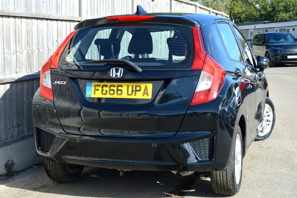 Used Honda Jazz 2016 for sale - 76189769: Photo 19