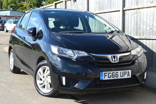 Used Honda Jazz 2016 for sale - 76189769: Photo 3