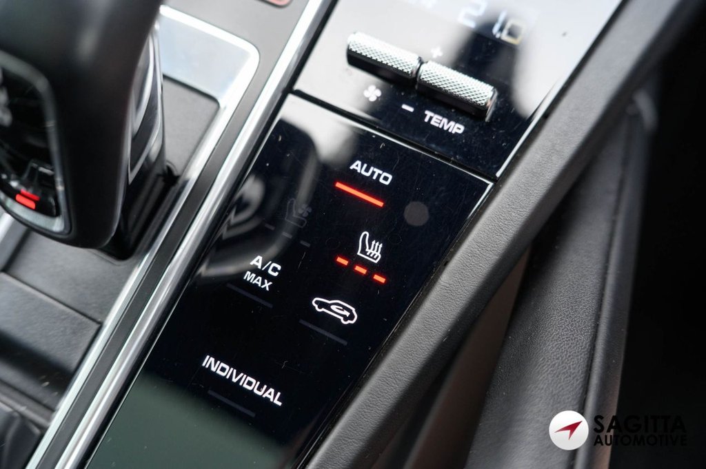 Used Porsche Cayenne 2021 for sale - 76454036: Photo 11