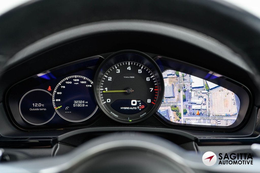 Used Porsche Cayenne 2021 for sale - 76454036: Photo 12