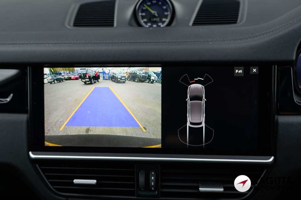 Used Porsche Cayenne 2021 for sale - 76454036: Photo 13