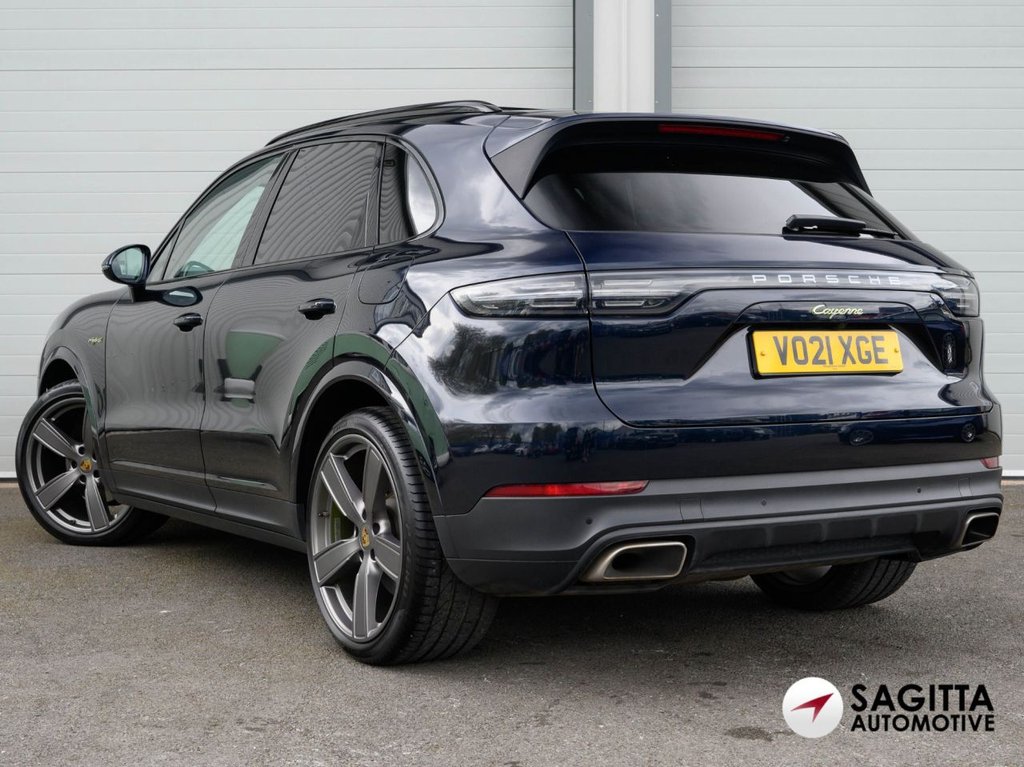 Used Porsche Cayenne 2021 for sale - 76454036: Photo 2