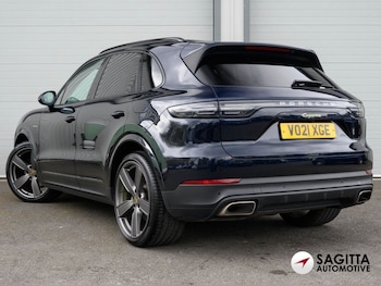 Used Porsche Cayenne 2021 for sale - 76454036: Photo